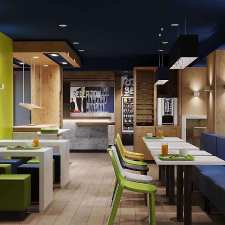 Ibis Budget Poitiers Nord Futuroscope Chasseneuil-du-Poitou Exterior foto