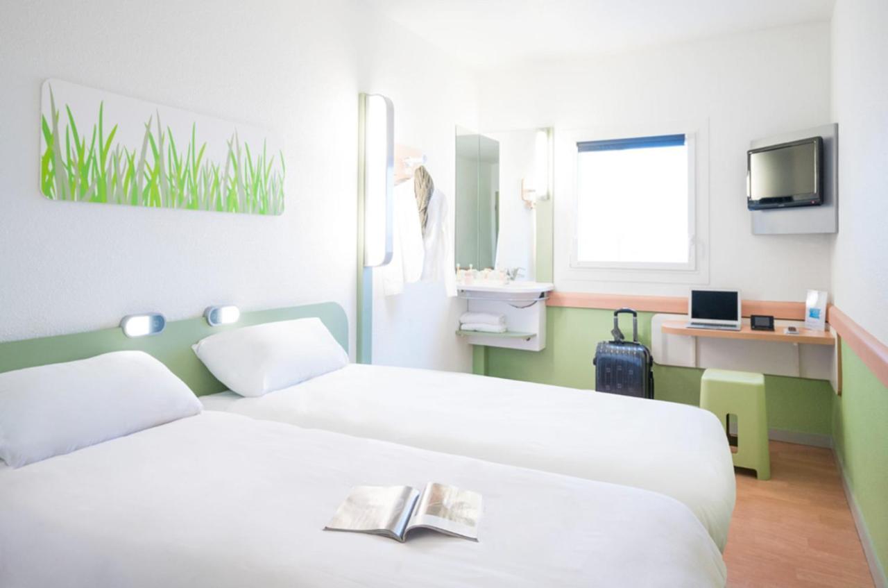 Ibis Budget Poitiers Nord Futuroscope Chasseneuil-du-Poitou Exterior foto