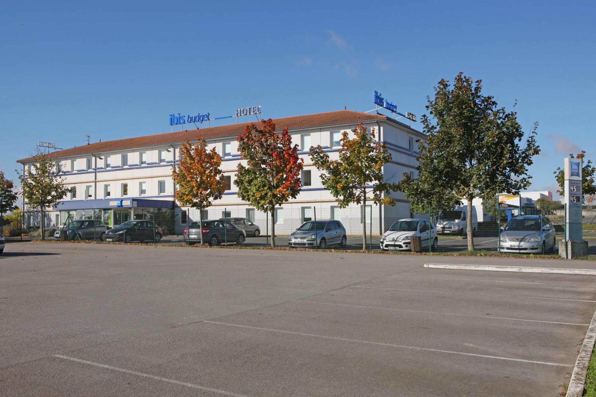 Ibis Budget Poitiers Nord Futuroscope Chasseneuil-du-Poitou Exterior foto
