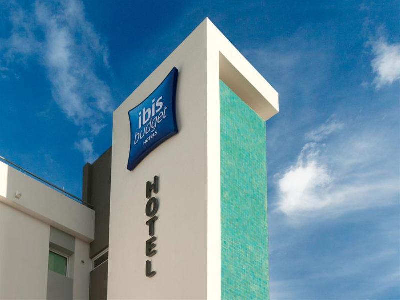 Ibis Budget Poitiers Nord Futuroscope Chasseneuil-du-Poitou Exterior foto